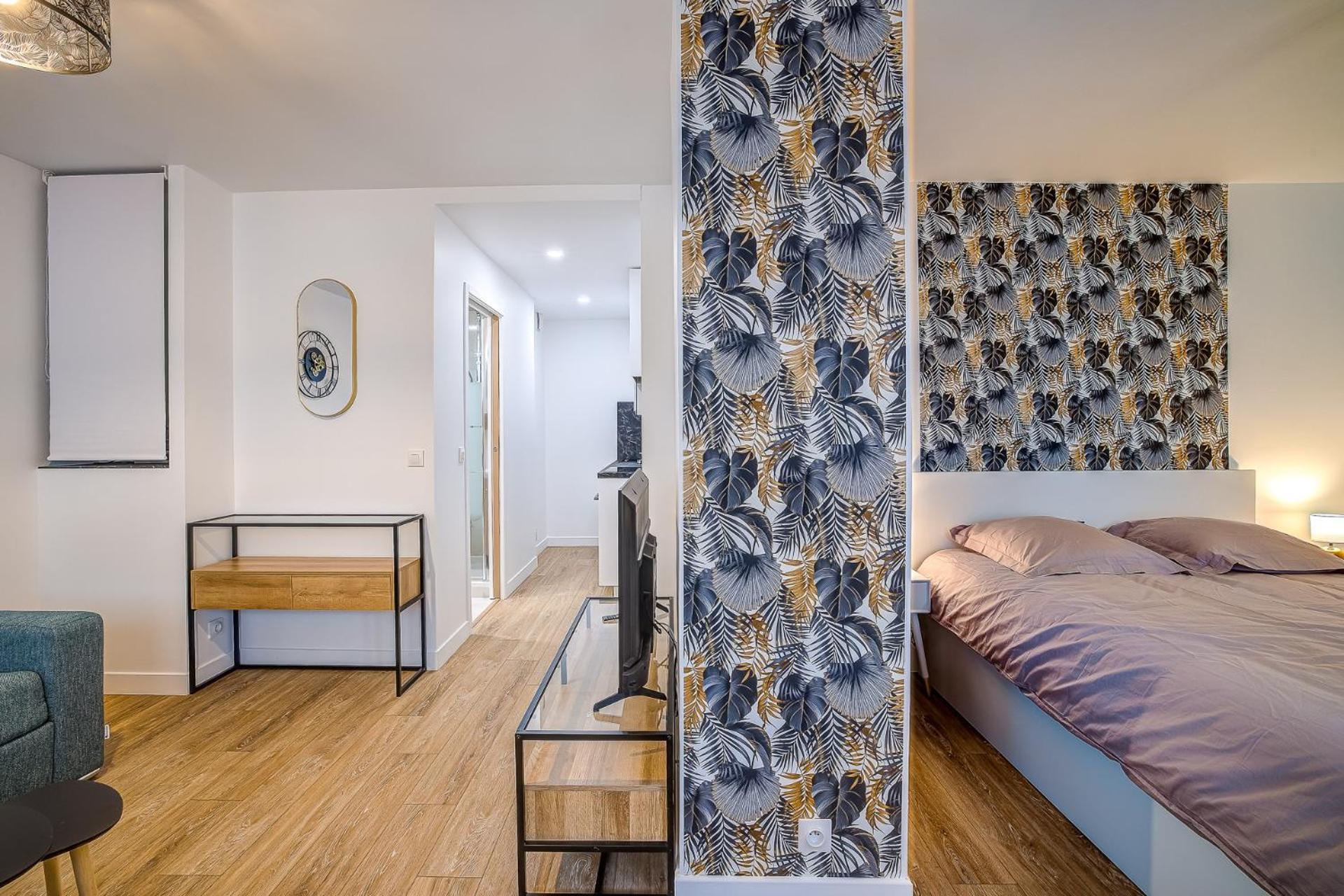 Proche De La ,appartement Lumineux Et Climatise Appartement *