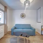 Antibes Proche De La Plage ,Appartement Lumineux Et Climatise